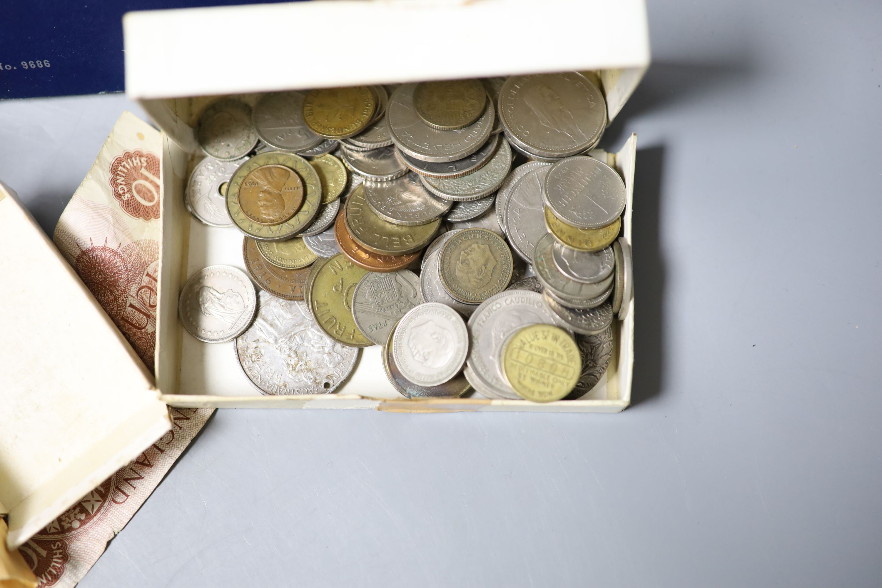 A group of UK coins, George IV to QEII, including 1902 and 1914 florins, EF and F, various half crowns and florins (George V and George VI)